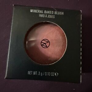 IL MAKIAGE Mineral Baked Blush - Warm Rose Finish